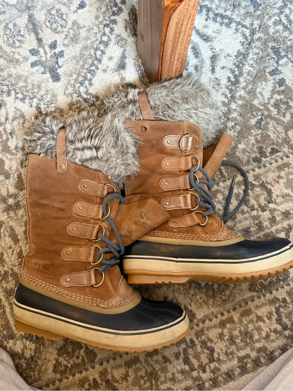 Sorrel Women's Brown Faux-Fur Winter Lace-Up Boots